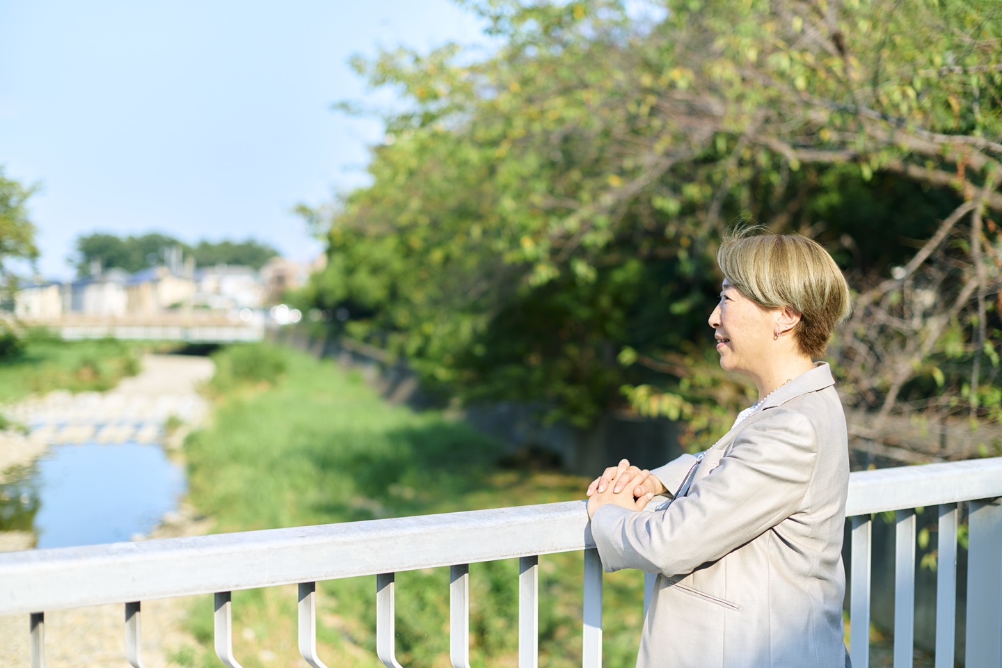 お気に入りの公園で風に吹かれる